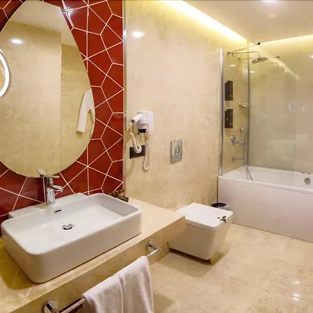 باشابارك سلتشوكلو فندق 3*