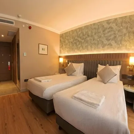 Ramada Encore By Wyndham Selcuklu 3*