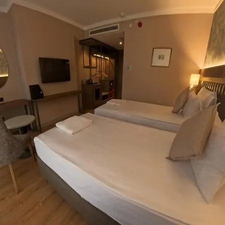 Otel Ramada Encore By Wyndham Selcuklu