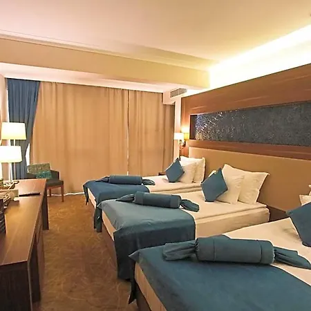Hotel Ramada Encore By Wyndham Selcuklu