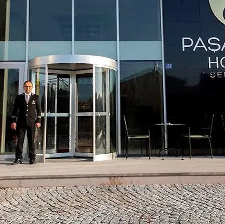 Ramada Encore By Wyndham Selcuklu Otel 3*